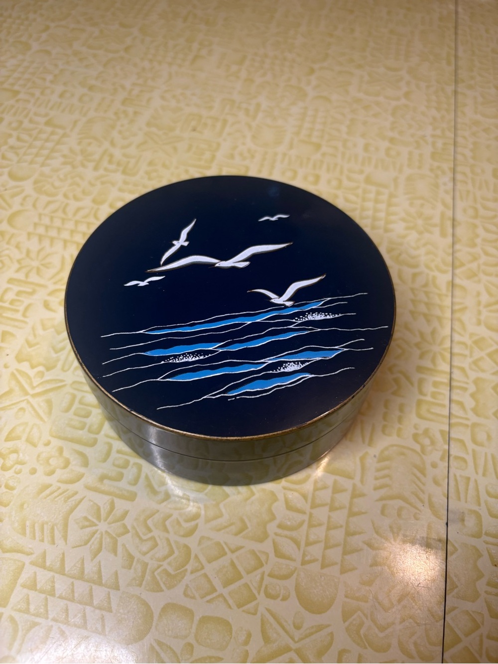 Vintage Round Navy Seagull & Waves Box and 5 Coasters